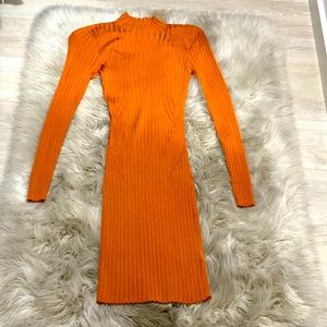 Neck cut midi pencil dress